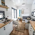 Polwysep Zacisze - Tiny House Village Kemp Przywidz (Gdansk)