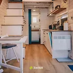 Polwysep Zacisze - Tiny House Village プシビツ
