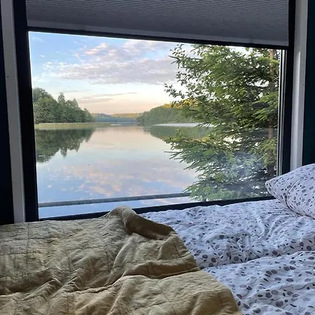 Polwysep Zacisze - Tiny House Village