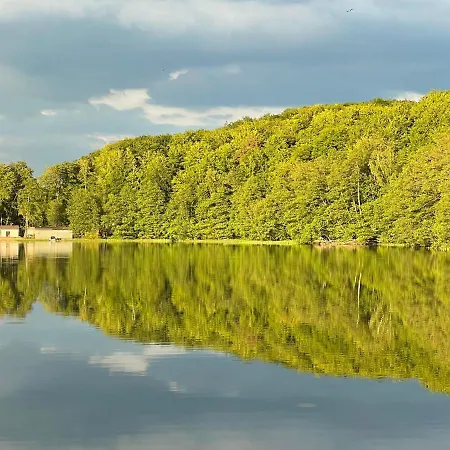 Polwysep Zacisze - Tiny House Village Campsite Przywidz (Gdansk)