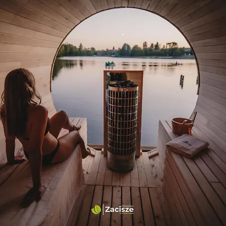 Polwysep Zacisze - Tiny House Village Camping