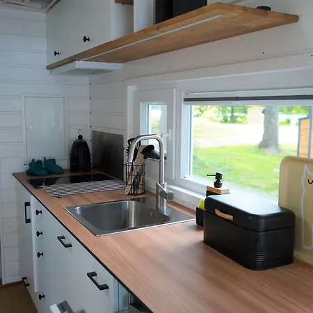Polwysep Zacisze - Tiny House Village