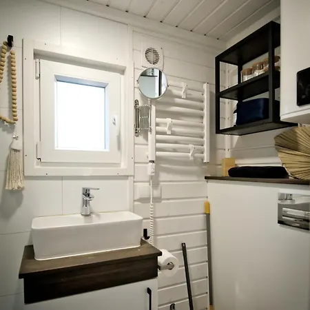 Polwysep Zacisze - Tiny House Village Kemping *