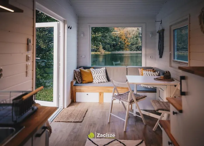 Polwysep Zacisze - Tiny House Village Camping