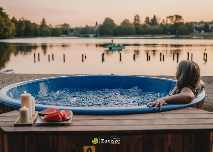 Polwysep Zacisze - Tiny House Village Camping Przywidz (Gdansk)