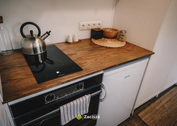 Polwysep Zacisze - Tiny House Village Camping *