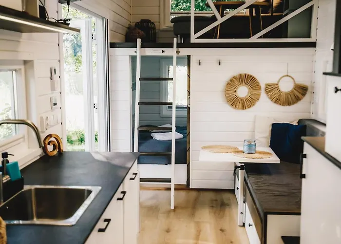 Polwysep Zacisze - Tiny House Village Przywidz (Gdansk)