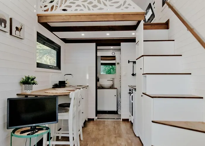 Camping Polwysep Zacisze - Tiny House Village Przywidz (Gdansk)